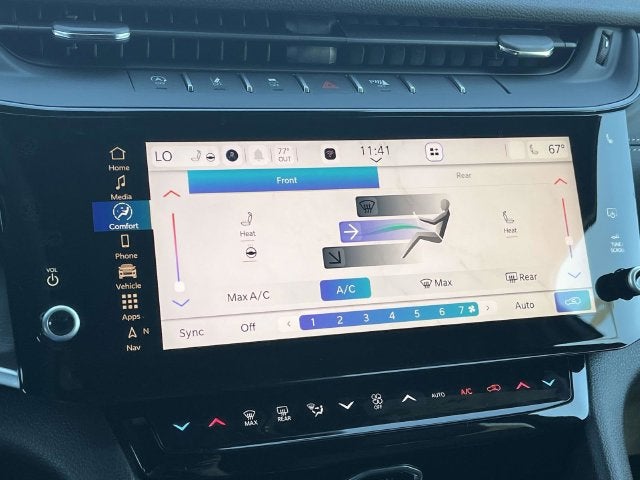 2027 Jeep Grand Cherokee Laredo Altitude