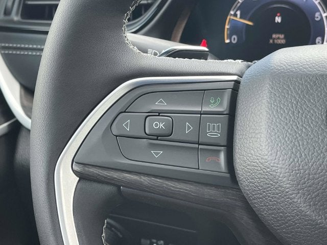 2027 Jeep Grand Cherokee Laredo Altitude