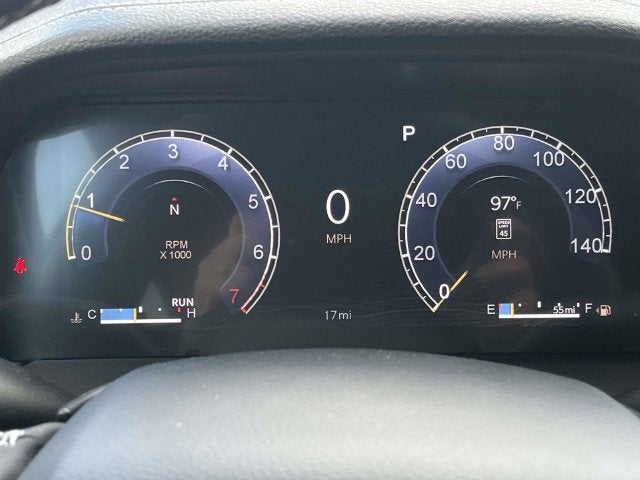 2027 Jeep Grand Cherokee Laredo Altitude
