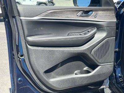 2027 Jeep Grand Cherokee Limited