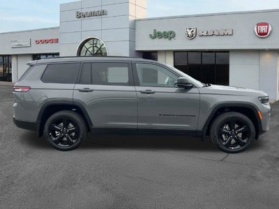2027 Jeep Grand Cherokee Limited