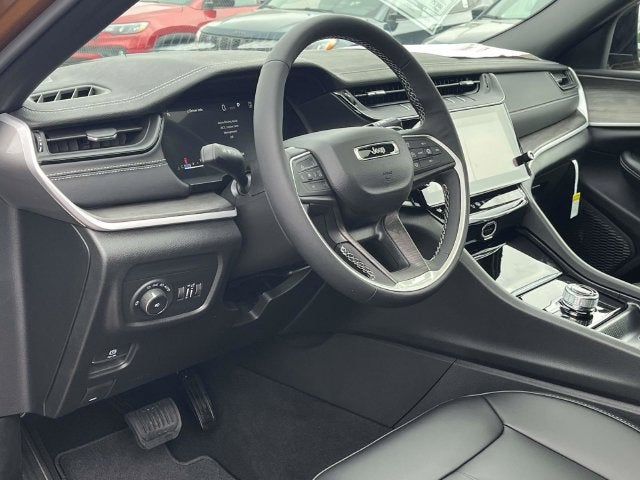 2027 Jeep Grand Cherokee Limited