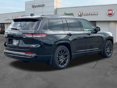 2026 Jeep Grand Cherokee Summit