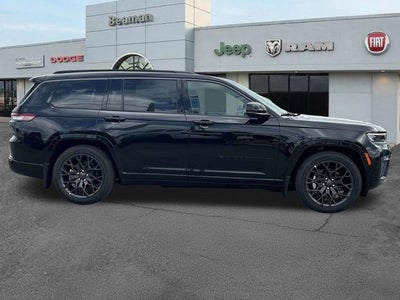 2026 Jeep Grand Cherokee Summit