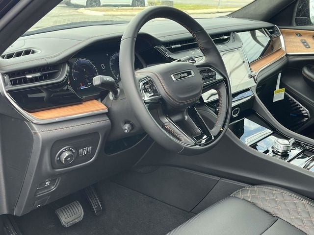 2026 Jeep Grand Cherokee Summit