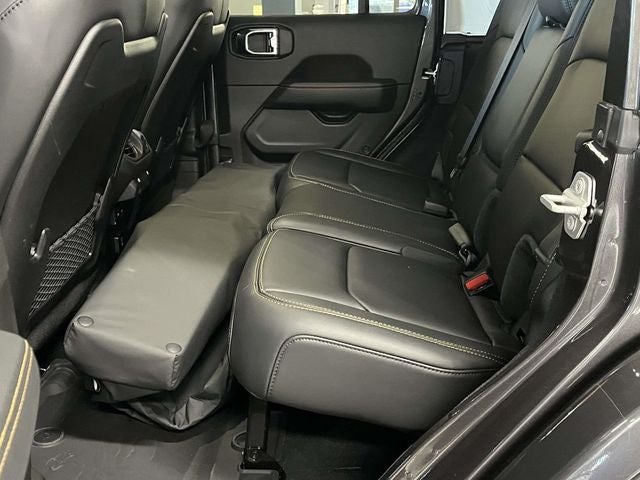 2025 Jeep Wrangler Rubicon 392