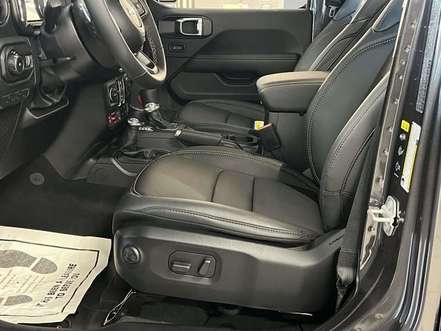 2025 Jeep Wrangler Rubicon 392