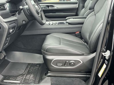 2026 Jeep Grand Wagoneer Base
