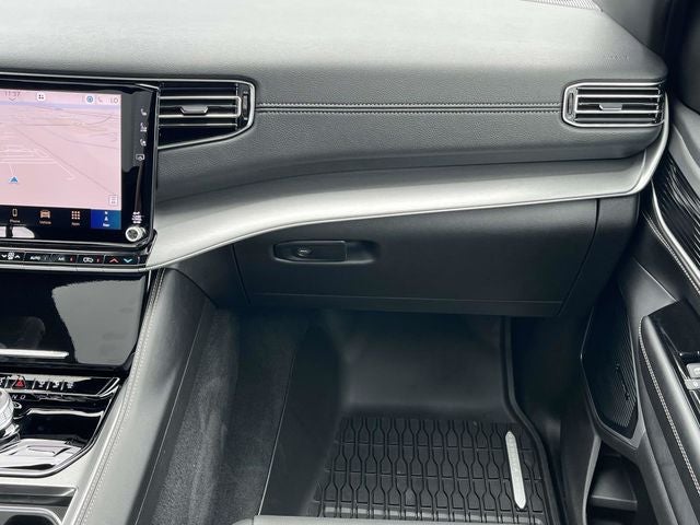 2026 Jeep Grand Wagoneer Base