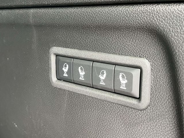2026 Jeep Grand Wagoneer Base