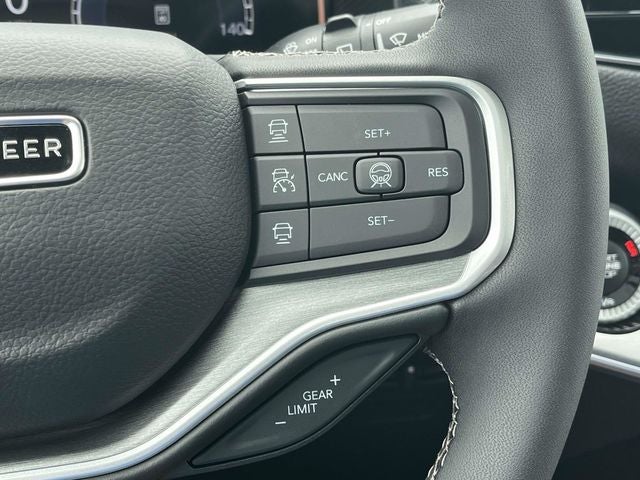 2026 Jeep Grand Wagoneer Base