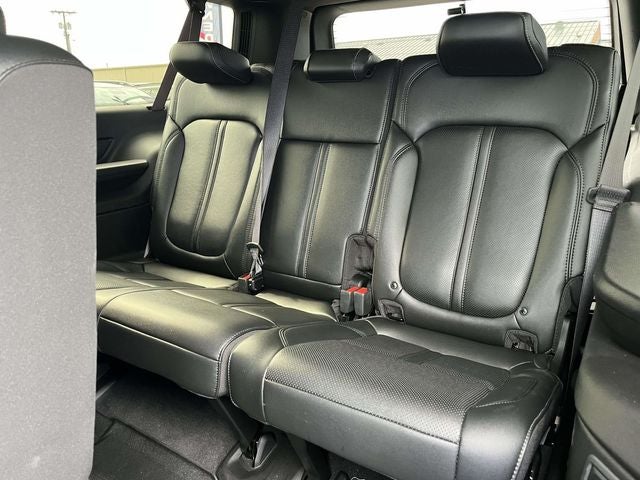 2024 Jeep Wagoneer L Base