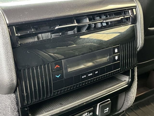 2024 Jeep Wagoneer L Base