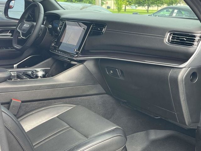 2024 Jeep Wagoneer L Base