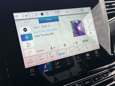 2024 Jeep Wagoneer L Base
