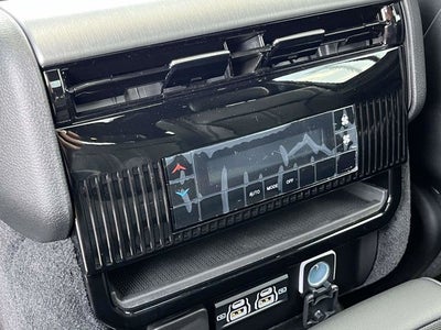 2026 Jeep Grand Wagoneer Base