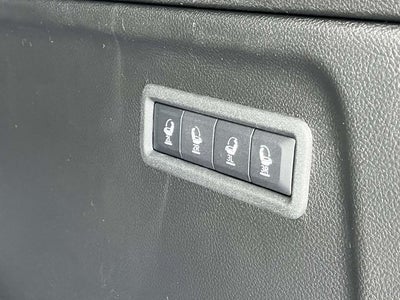 2026 Jeep Grand Wagoneer Base