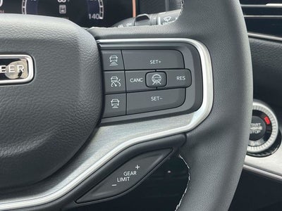 2026 Jeep Grand Wagoneer Base