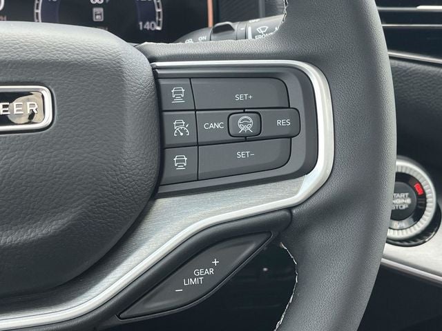 2026 Jeep Grand Wagoneer Base