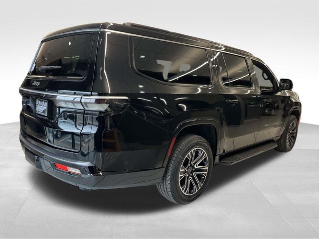 2026 Jeep Grand Wagoneer Base