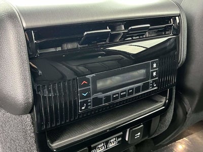 2026 Jeep Grand Wagoneer Base