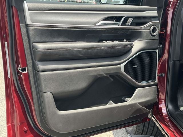 2026 Jeep Grand Wagoneer Limited Reserve