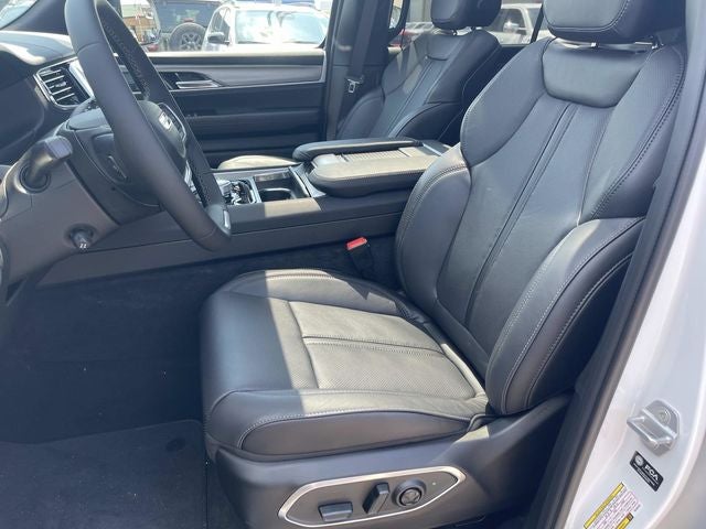 2026 Jeep Grand Wagoneer Limited Reserve
