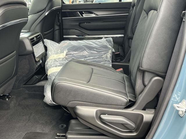 2026 Jeep Grand Wagoneer Summit Obsidian