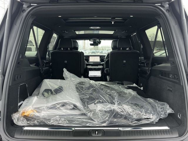 2026 Jeep Grand Wagoneer Base