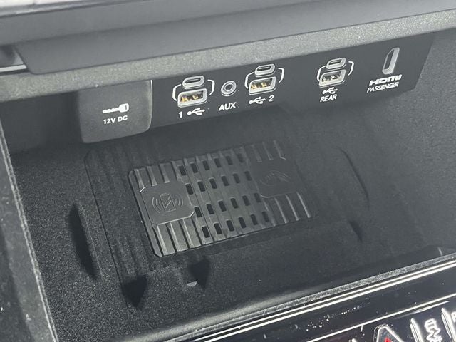 2026 Jeep Grand Wagoneer Base