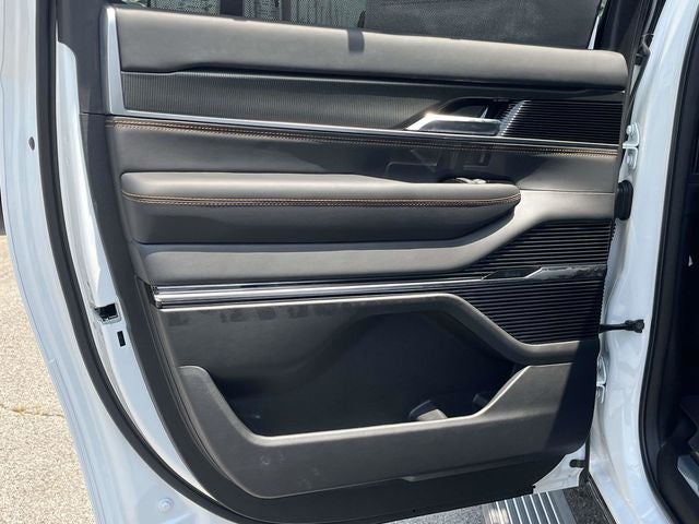 2026 Jeep Grand Wagoneer Summit Reserve