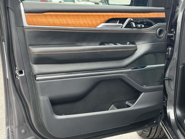 2024 Jeep Grand Wagoneer L Series III