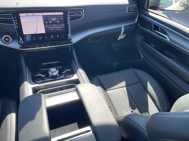 2027 Jeep Grand Wagoneer Upland