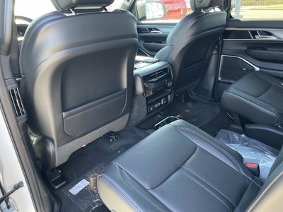 2027 Jeep Grand Wagoneer Upland
