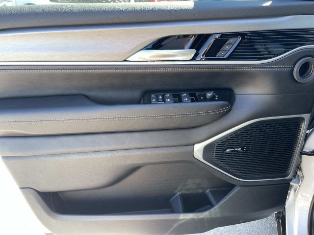 2027 Jeep Grand Wagoneer Upland