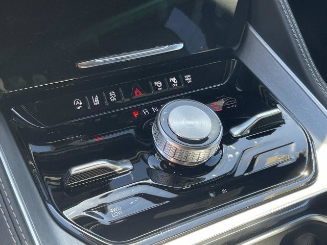 2027 Jeep Grand Wagoneer Upland