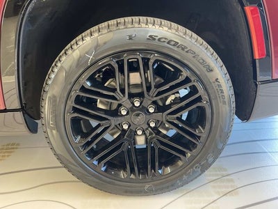 2026 Jeep Grand Wagoneer Limited Reserve