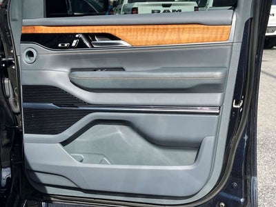 2022 Jeep Grand Wagoneer Series II