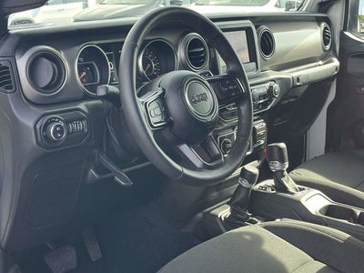 2021 Jeep Gladiator Sport