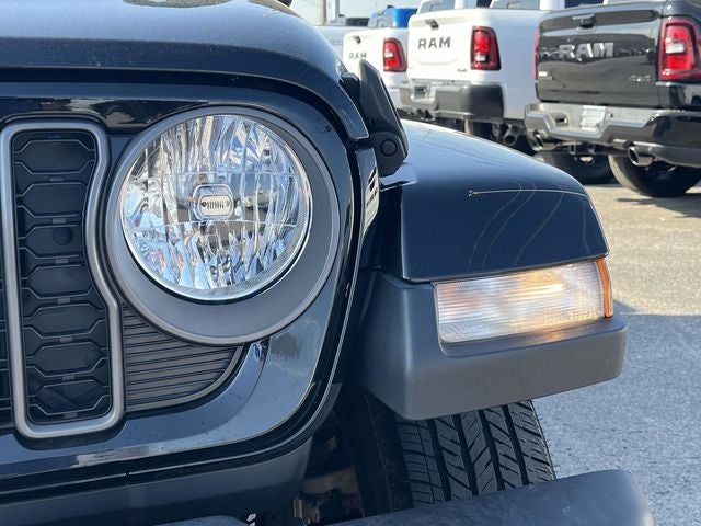 2024 Jeep Gladiator Sport