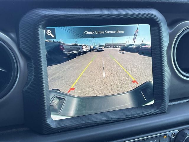 2022 Jeep Gladiator Sport