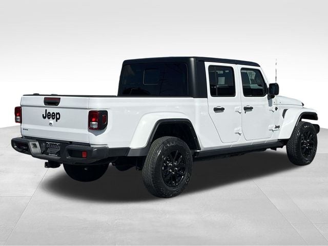 2022 Jeep Gladiator Sport