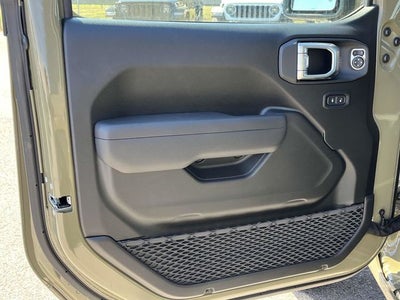 2025 Jeep Gladiator Sport S