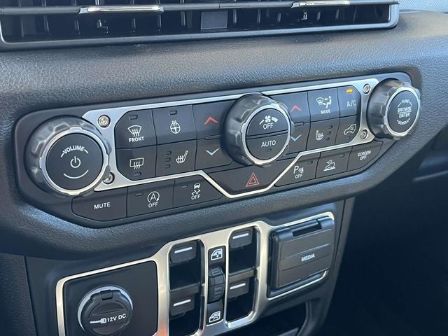 2025 Jeep Gladiator Sport S