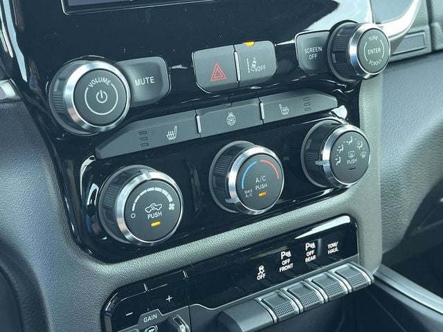 2027 RAM Ram 1500 Big Horn/Lone Star