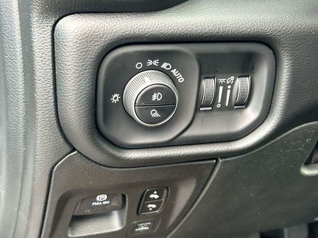 2027 RAM Ram 1500 Big Horn/Lone Star