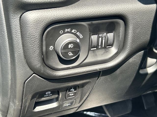 2027 RAM Ram 1500 Big Horn/Lone Star