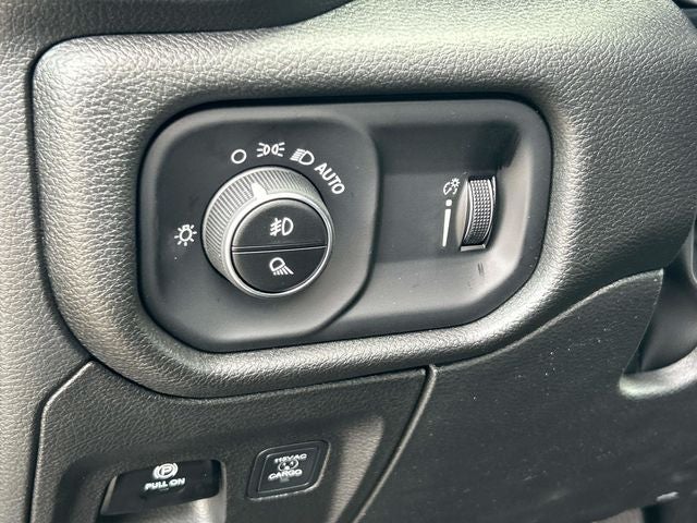 2027 RAM Ram 1500 Express