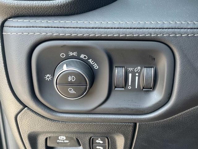 2027 RAM Ram 1500 Limited
