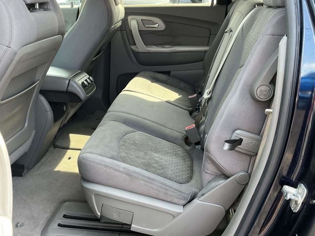 2011 Chevrolet Traverse LS